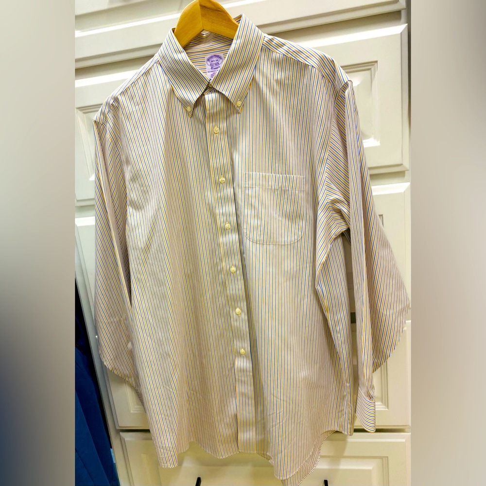 “Brooks brothers” men’s button down shirt next size 16 1/2 never been worn